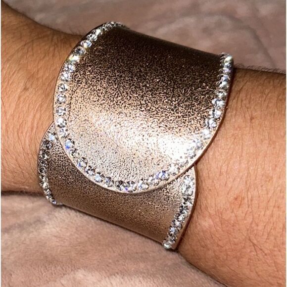 Crystal Cuff Bracelet! - Picture 8 of 8